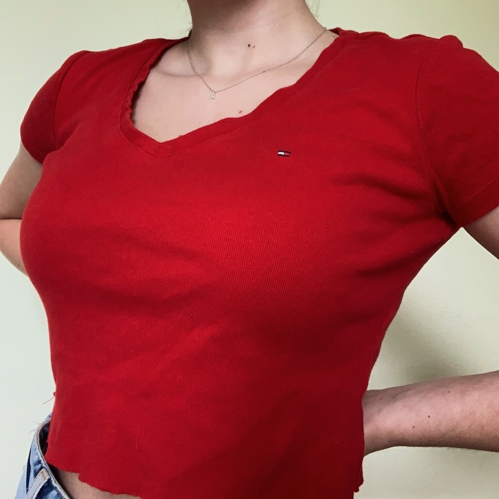 Cropped Tommy Hilfiger tee